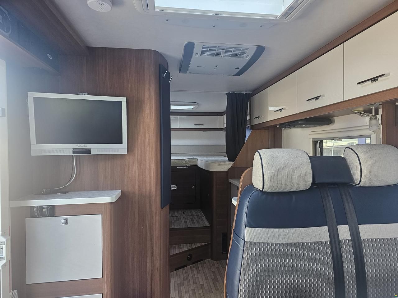 LMC 675 G Expedition Sportline