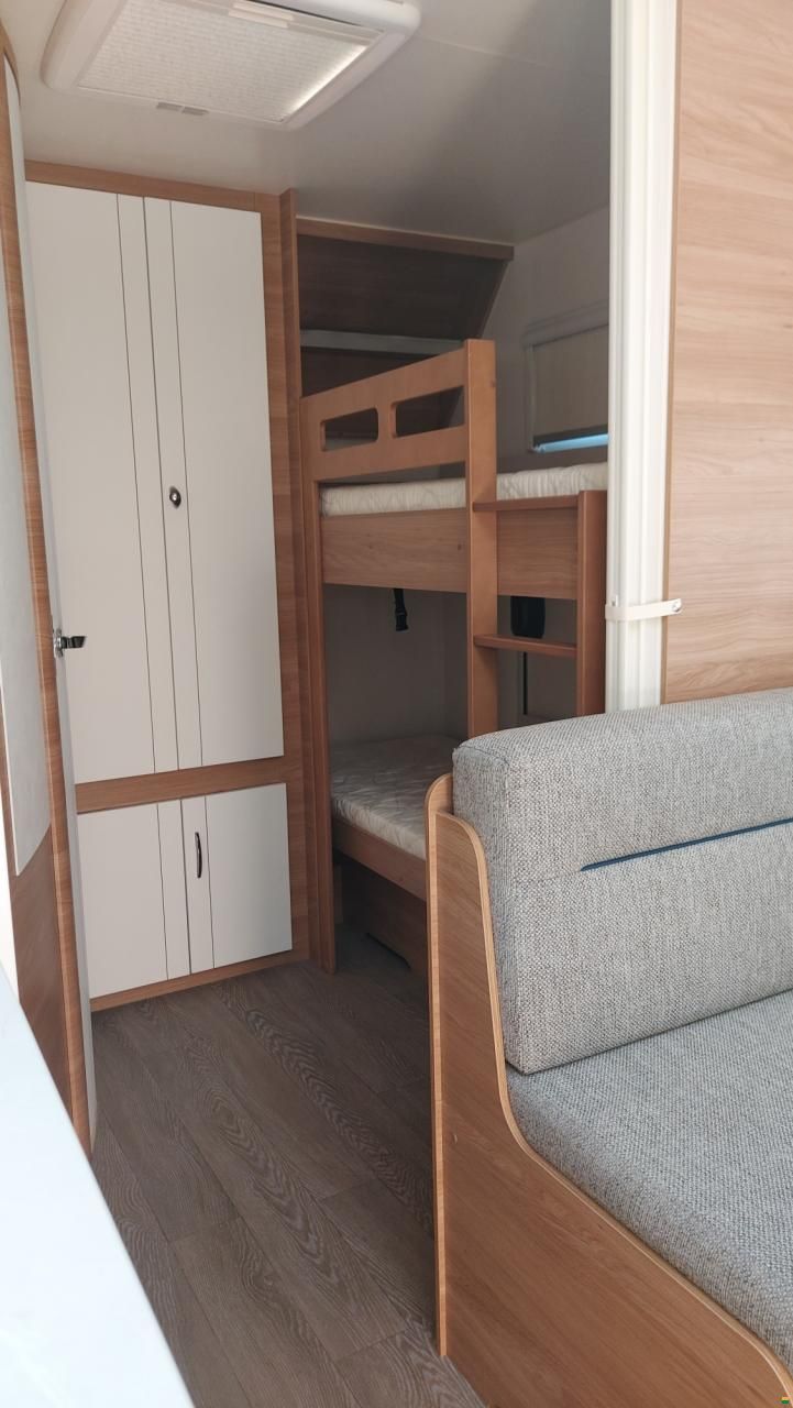 Hobby de Luxe 545 KMF