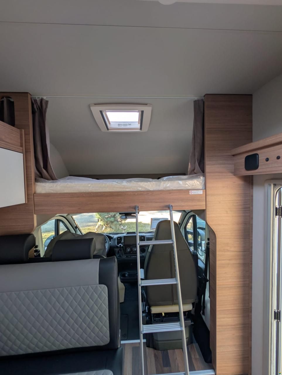 Weinsberg CaraHome 650 DG
