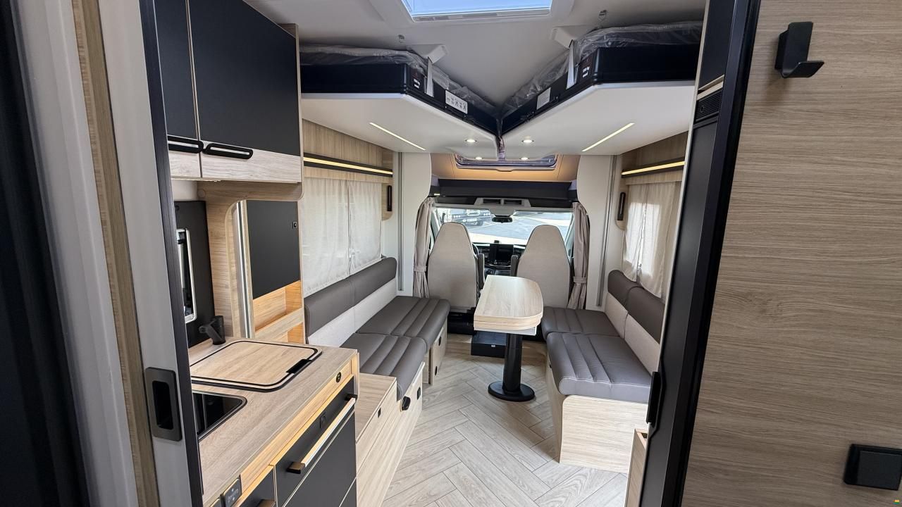 Challenger 270 Graphite Edition