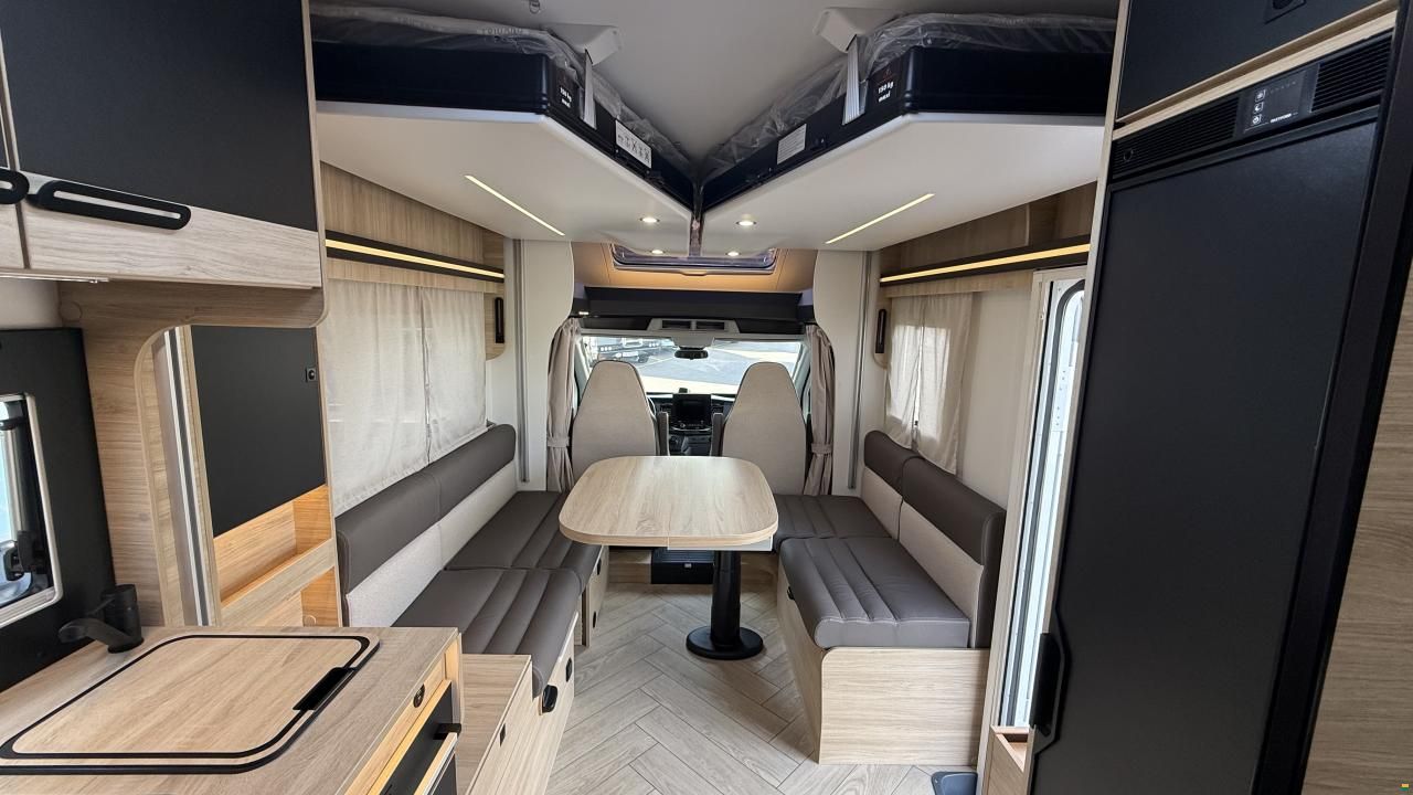 Challenger 270 Graphite Edition