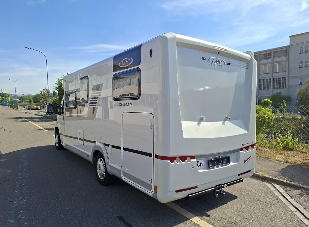 LMC T 671