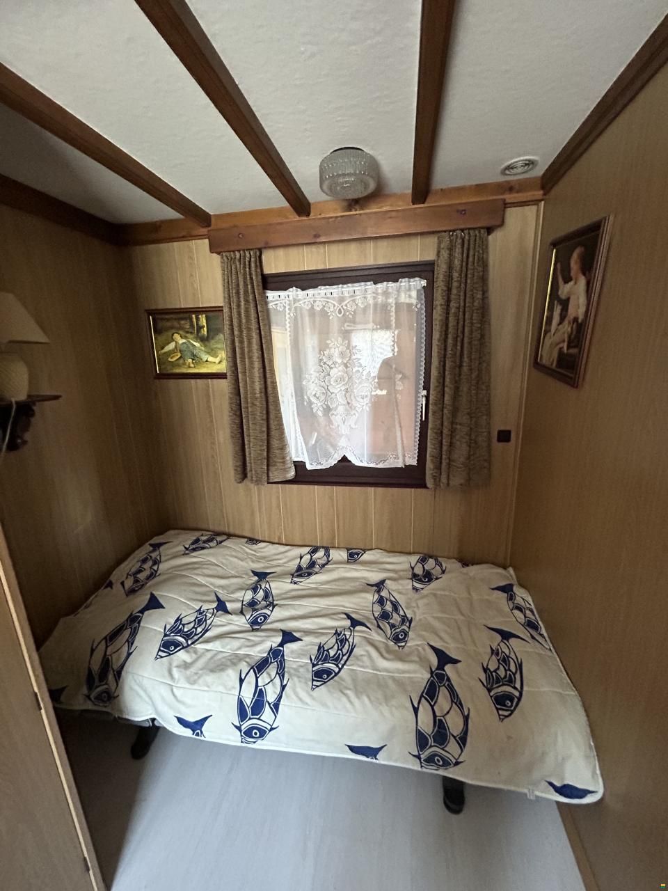 Adria Fixes Mobilehome