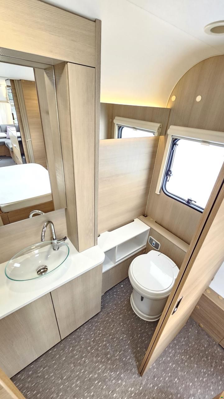 Adria 613 UT