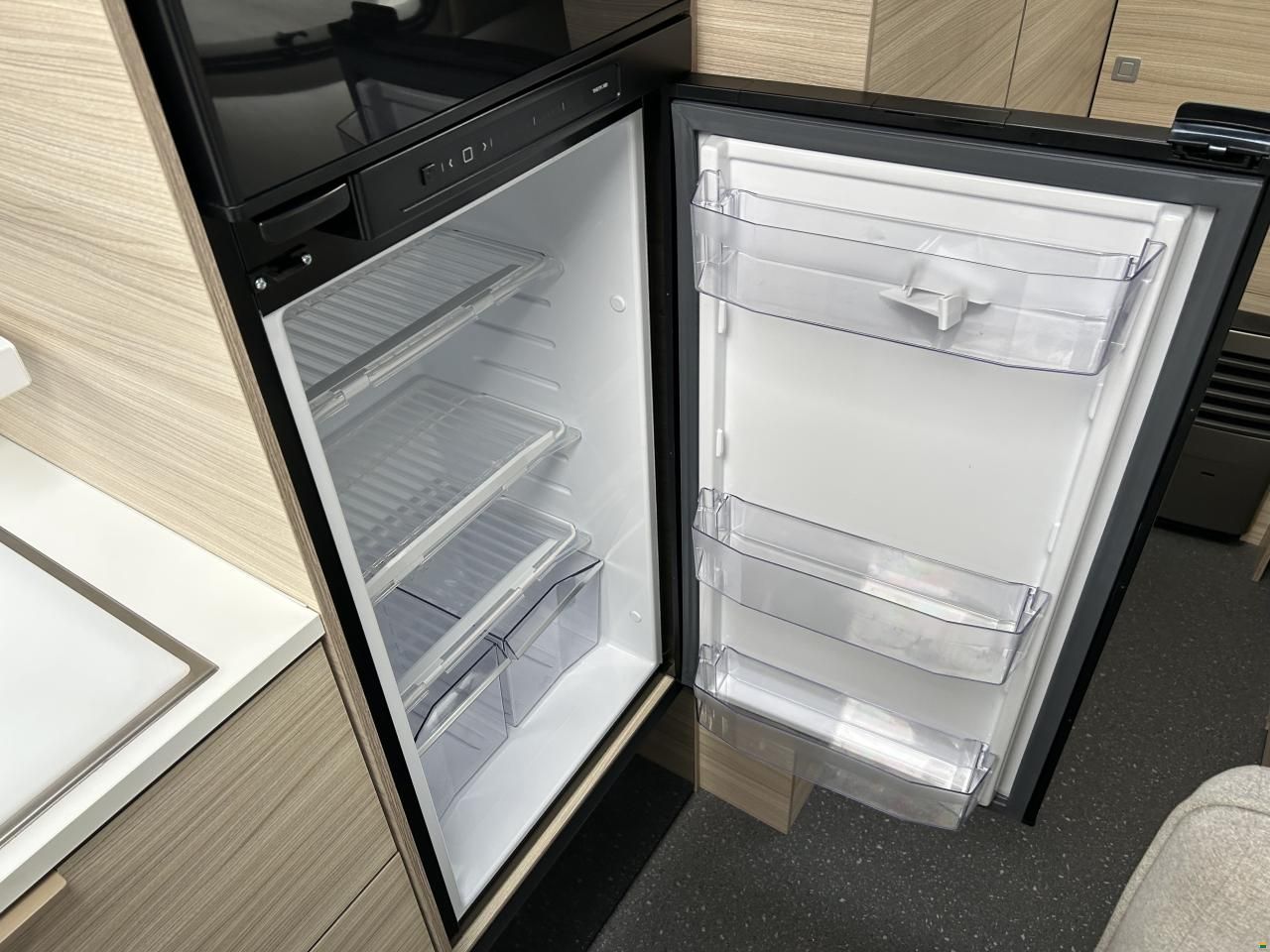 Adria Altea 552 PK3 Swiss Edition