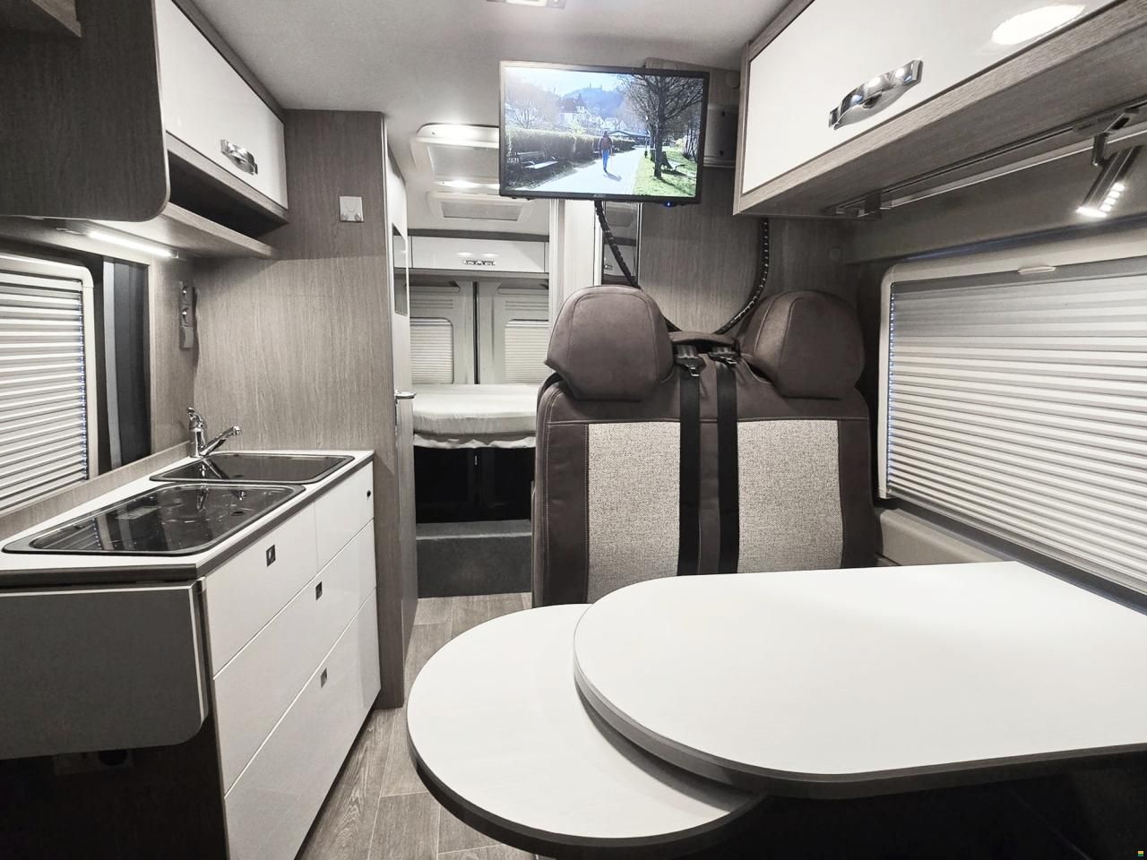 P&ouml;ssl ROAD STAR 640 DK 2.0 HDCI