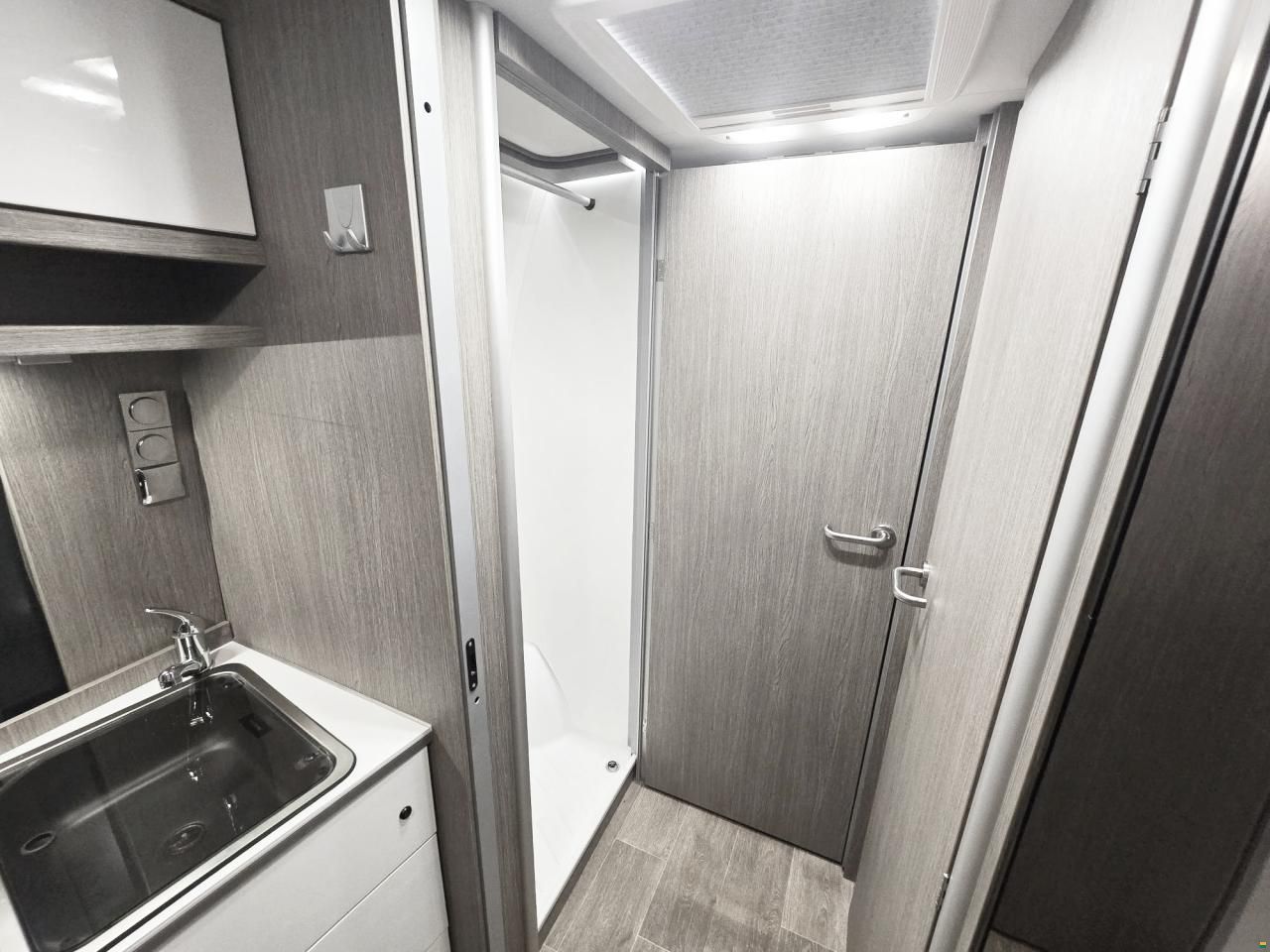 P&ouml;ssl ROAD STAR 640 DK 2.0 HDCI