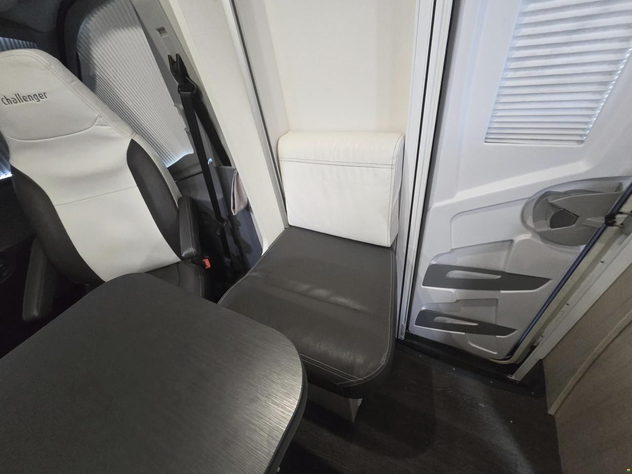Challenger 274 GENESIS 2.0 TDCI