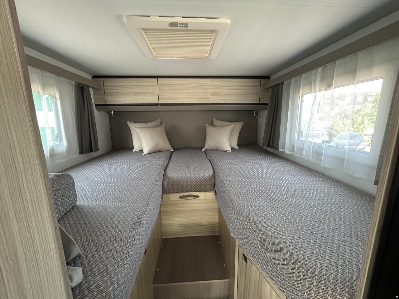 Adria Compact DL