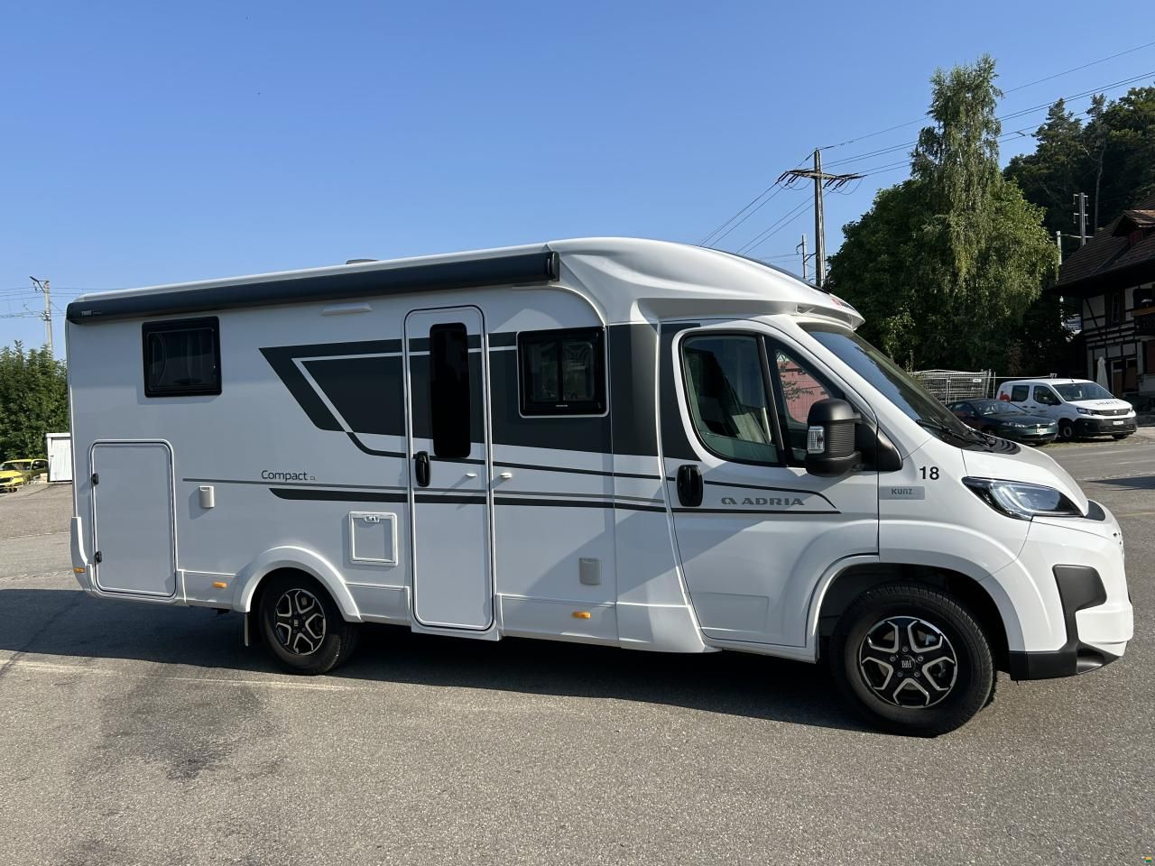 Adria Compact DL