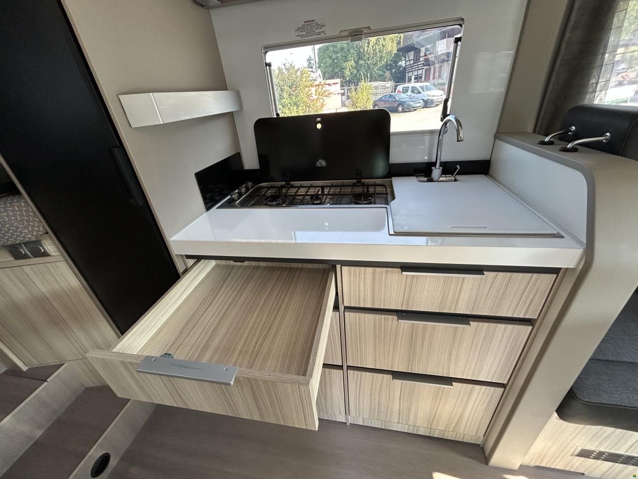 Adria Compact DL