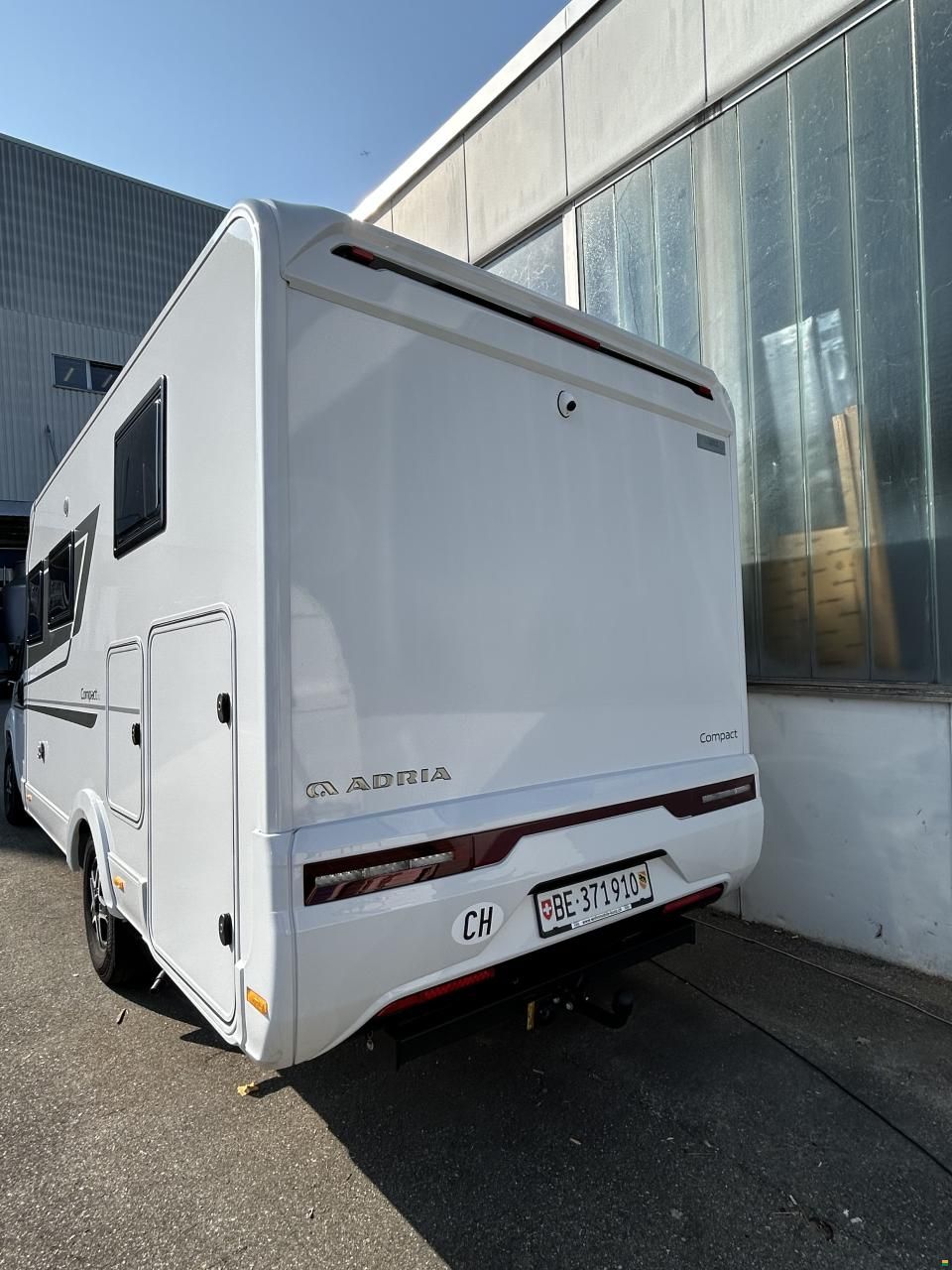 Adria Compact DL