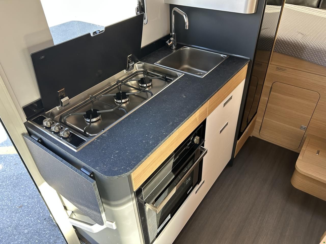 Adria Coral XL Plus 600 DP