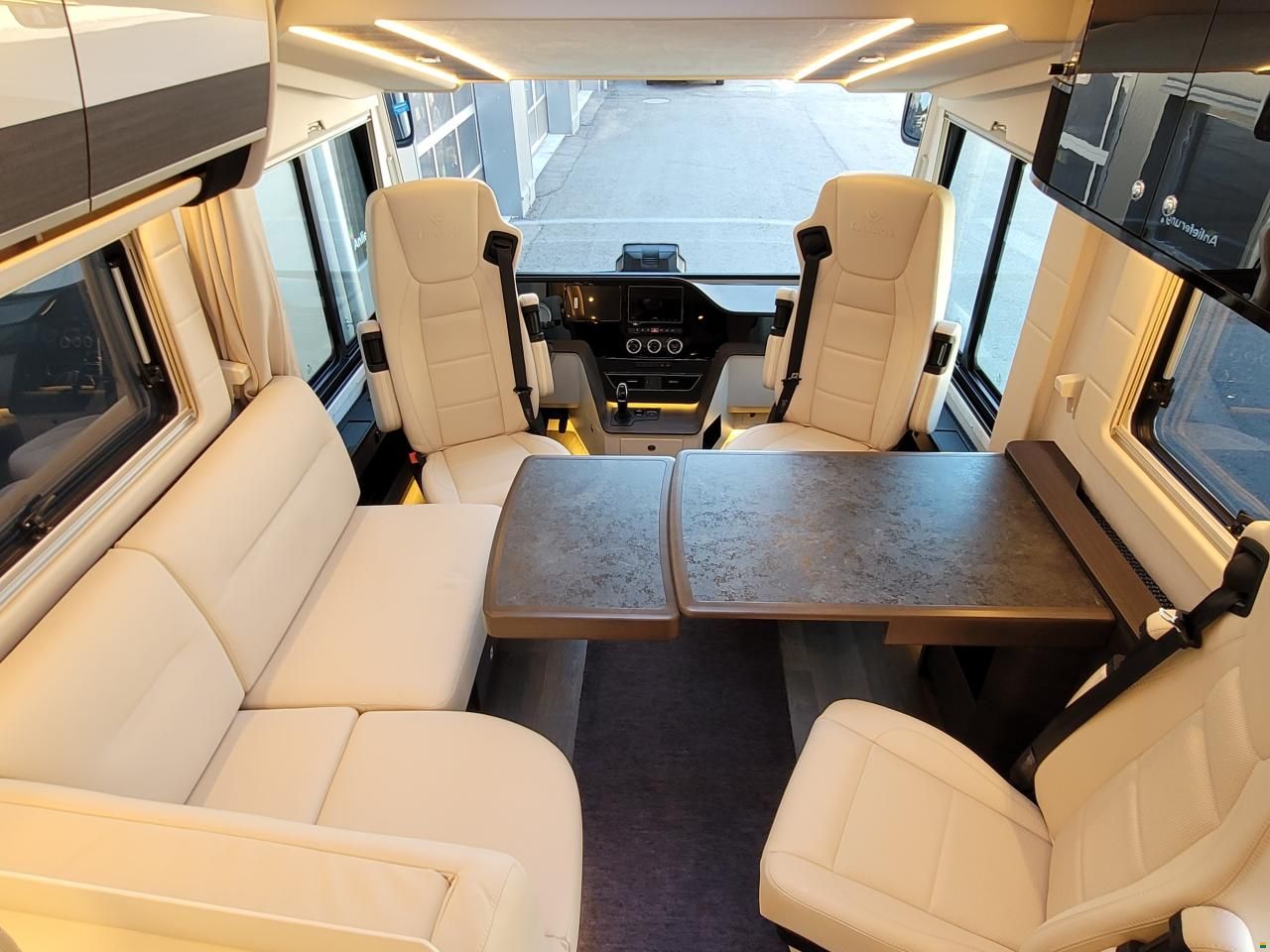 Concorde Carver 850 LI