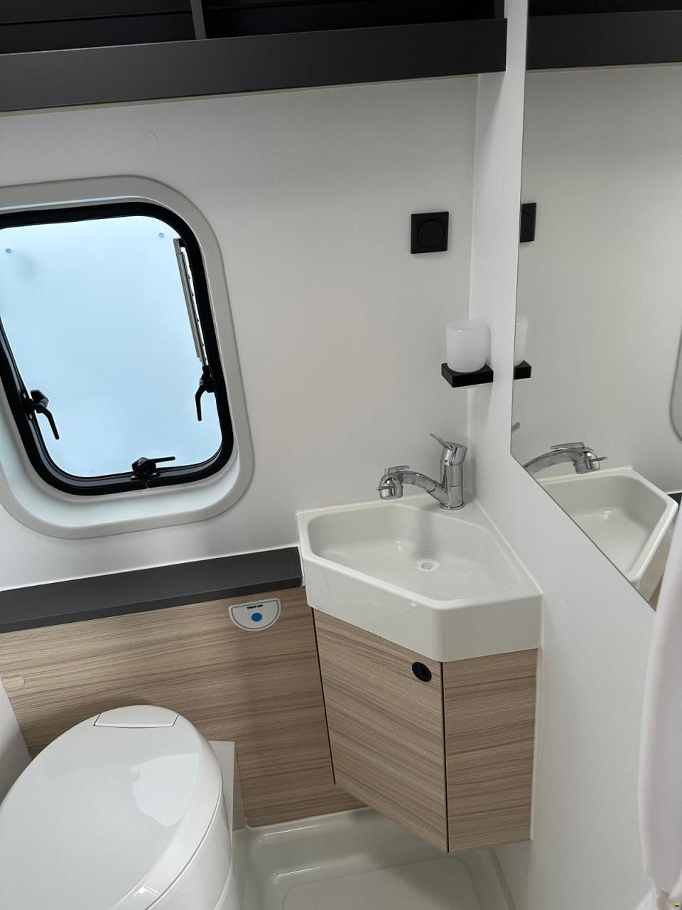 Sun Living V 65 GX