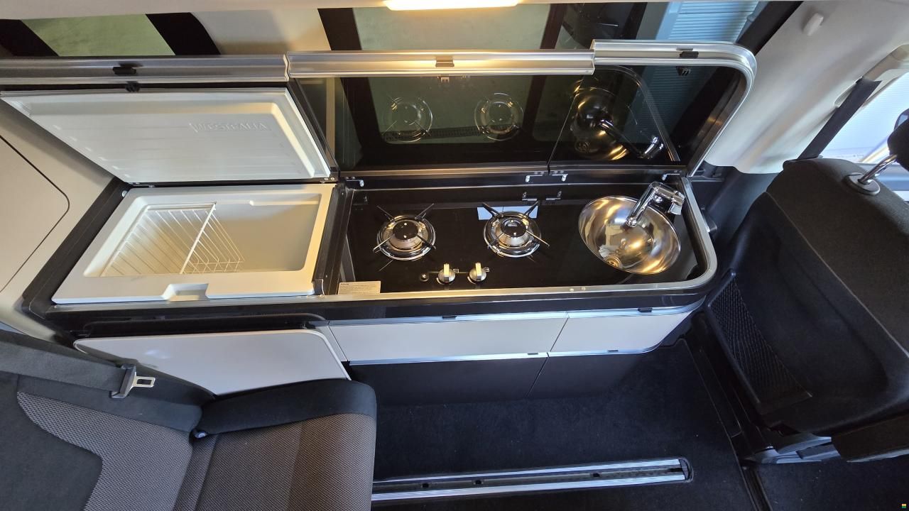 Mercedes Benz 250BT/ MarcoPolo