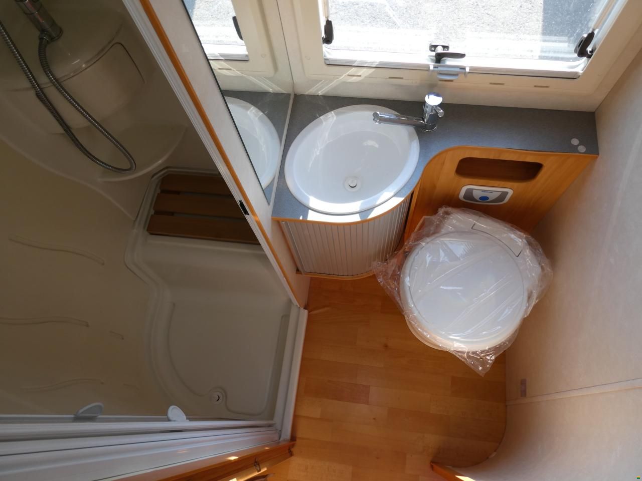 Adria Coral 660 SL