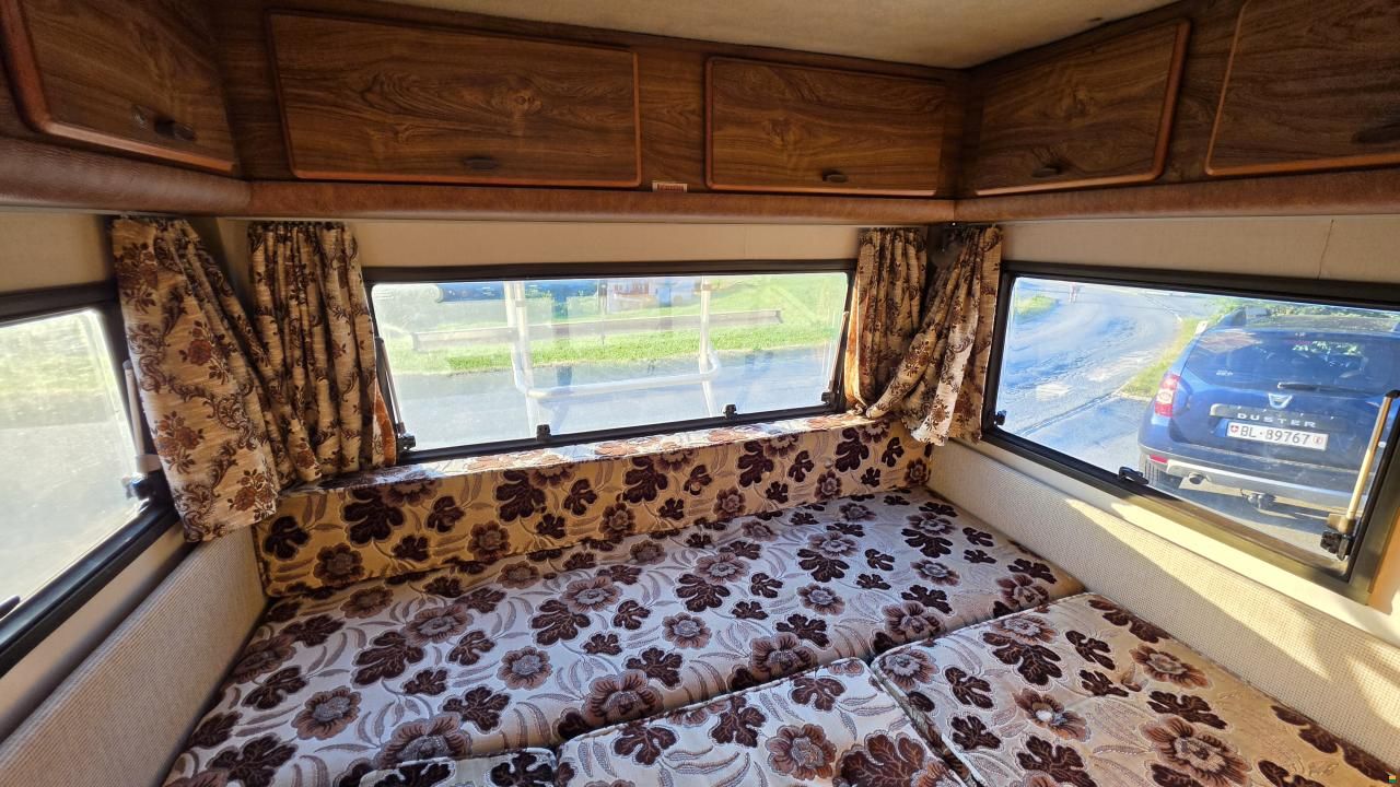 Hymer S660