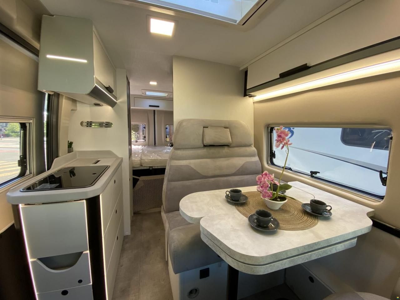 Karmann Davis Lifestyle DA 590 Fiat 140 Automat