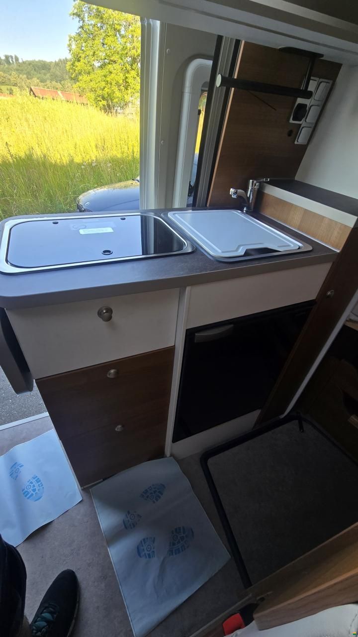 Van Tourer 600L