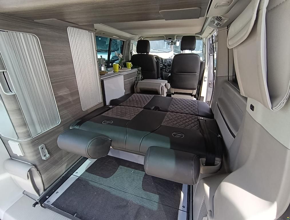 Volkswagen T6 California Ocean Grey