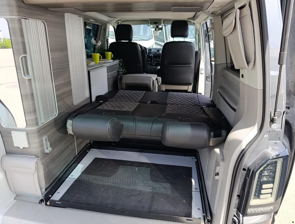 Volkswagen T6 California Ocean Grey