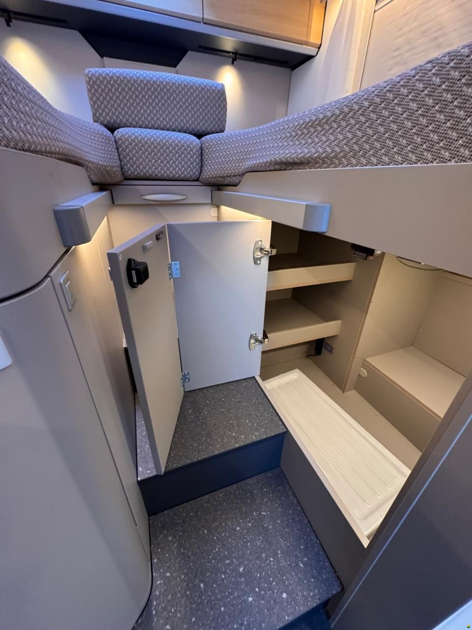 Adria COMPACT SELECT SL