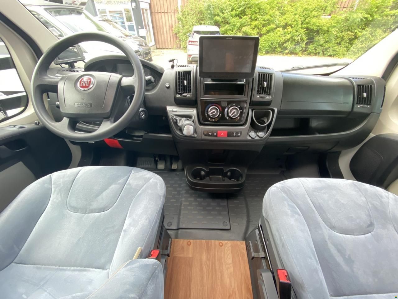 Hymer Exsis T474, Fiat 2.3MJ 150PS Automat
