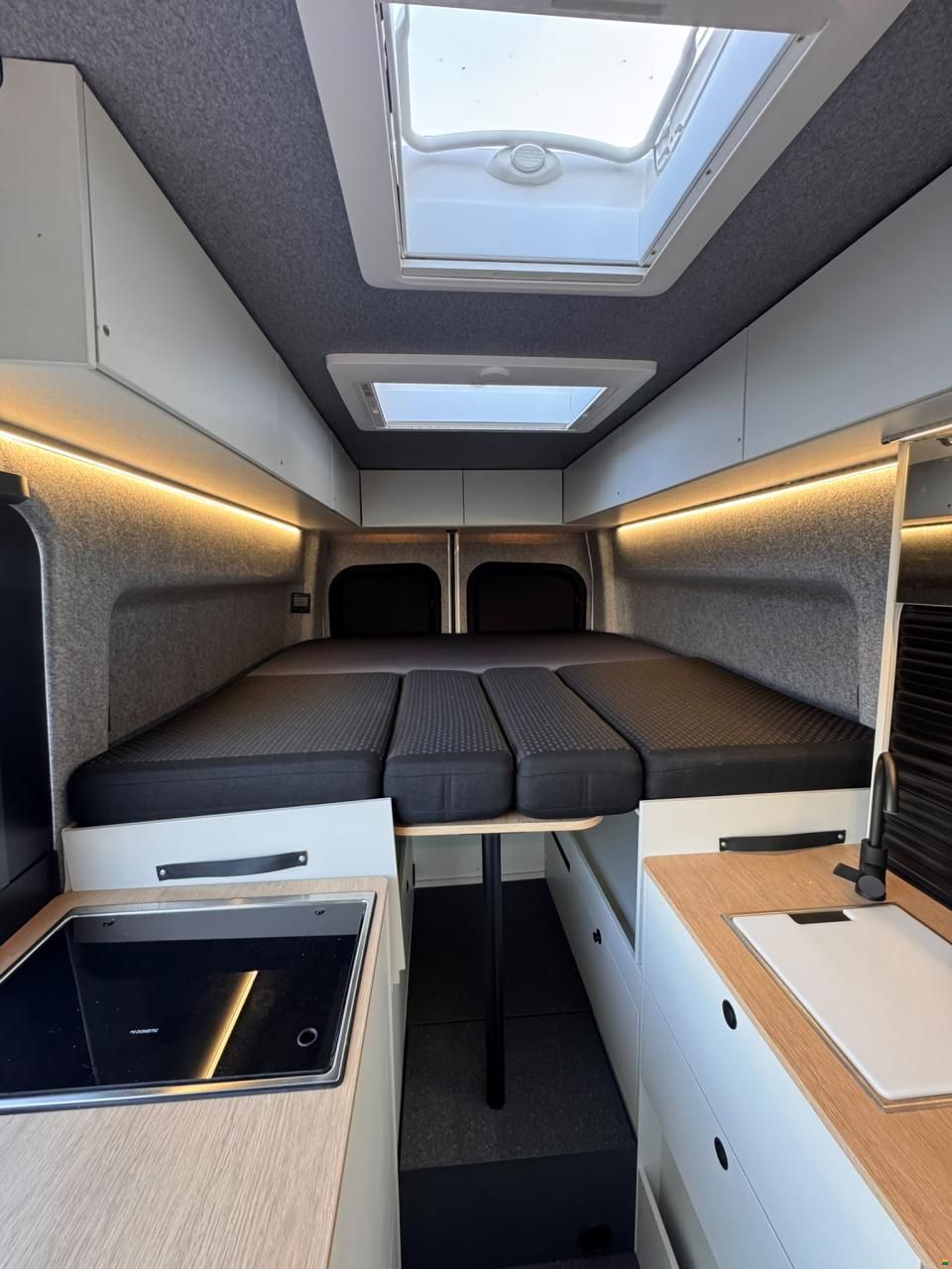 Adria Sun Living V 60DL