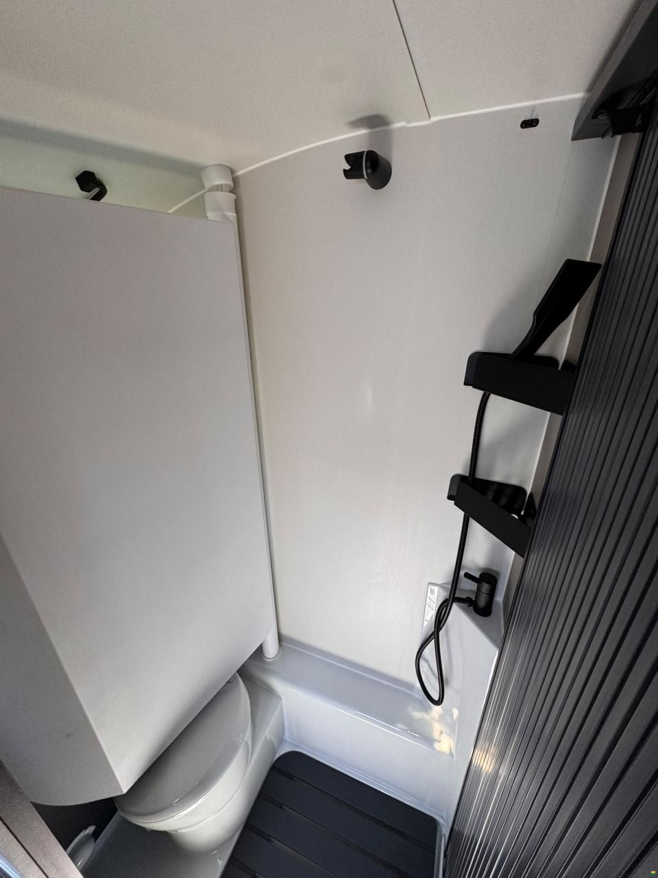 Adria ACTION SPORTS 391 LH