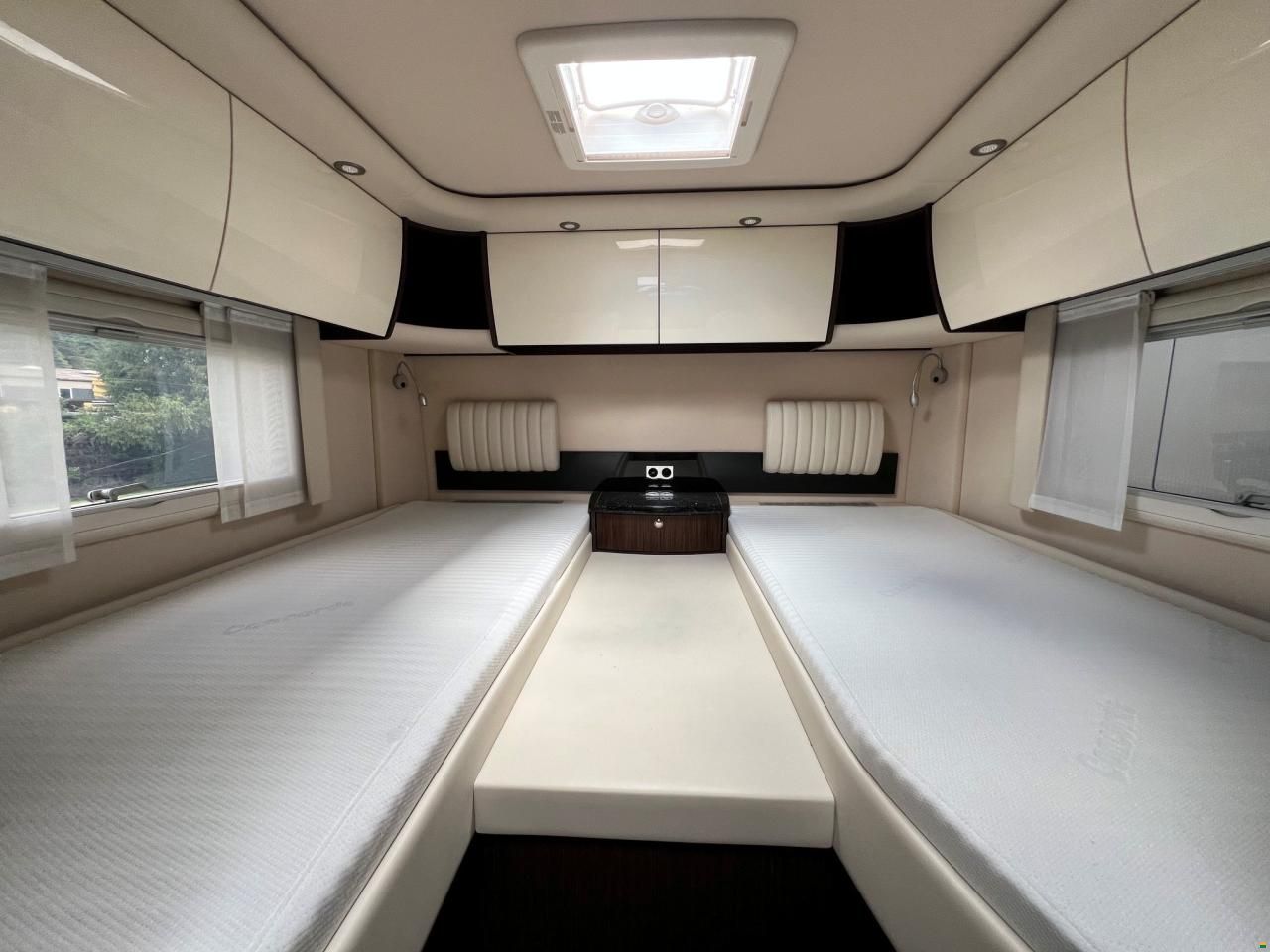 Concorde Cruiser 890 L