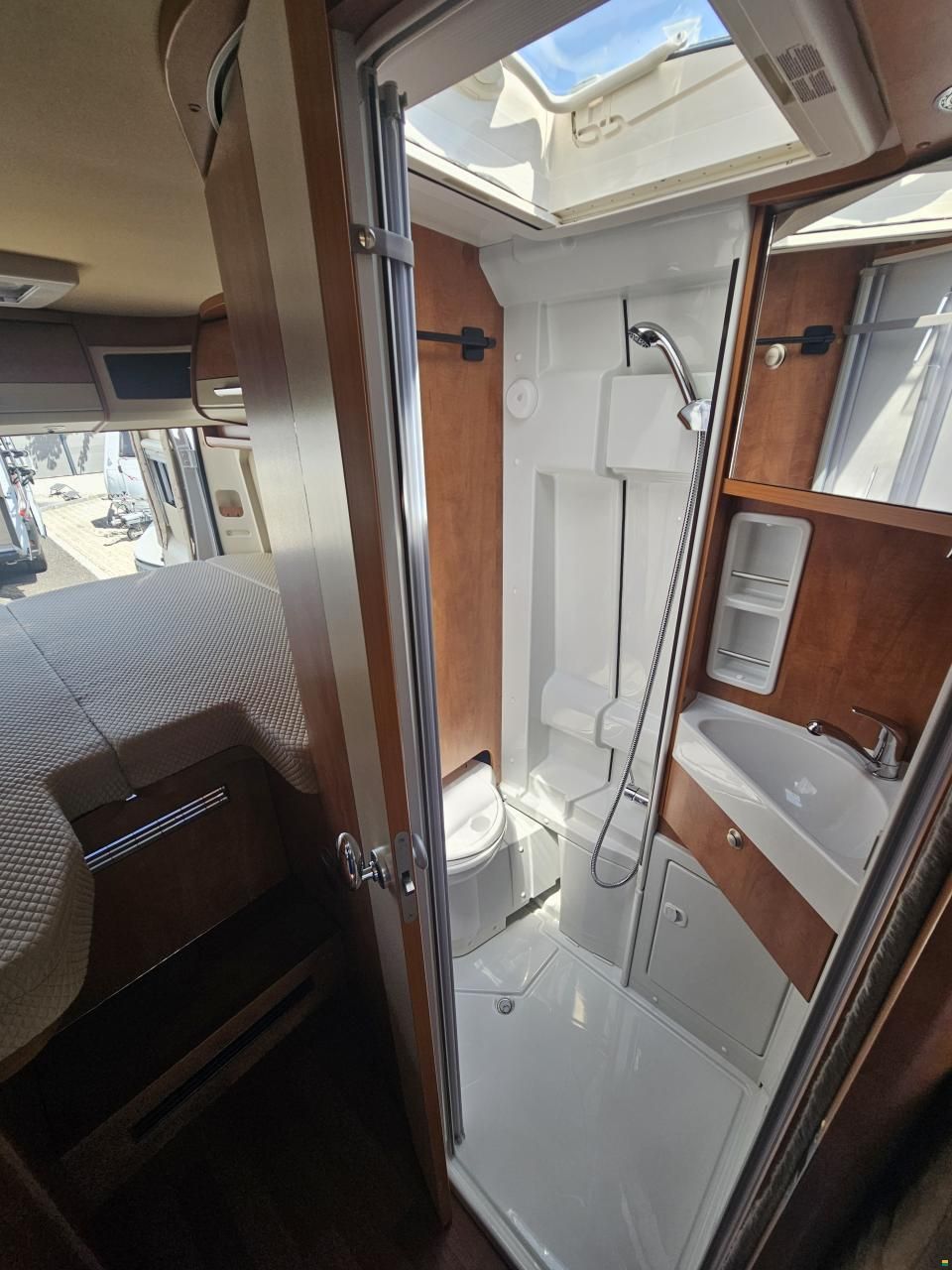Malibu 640 le mit Einzelbett, Automat!