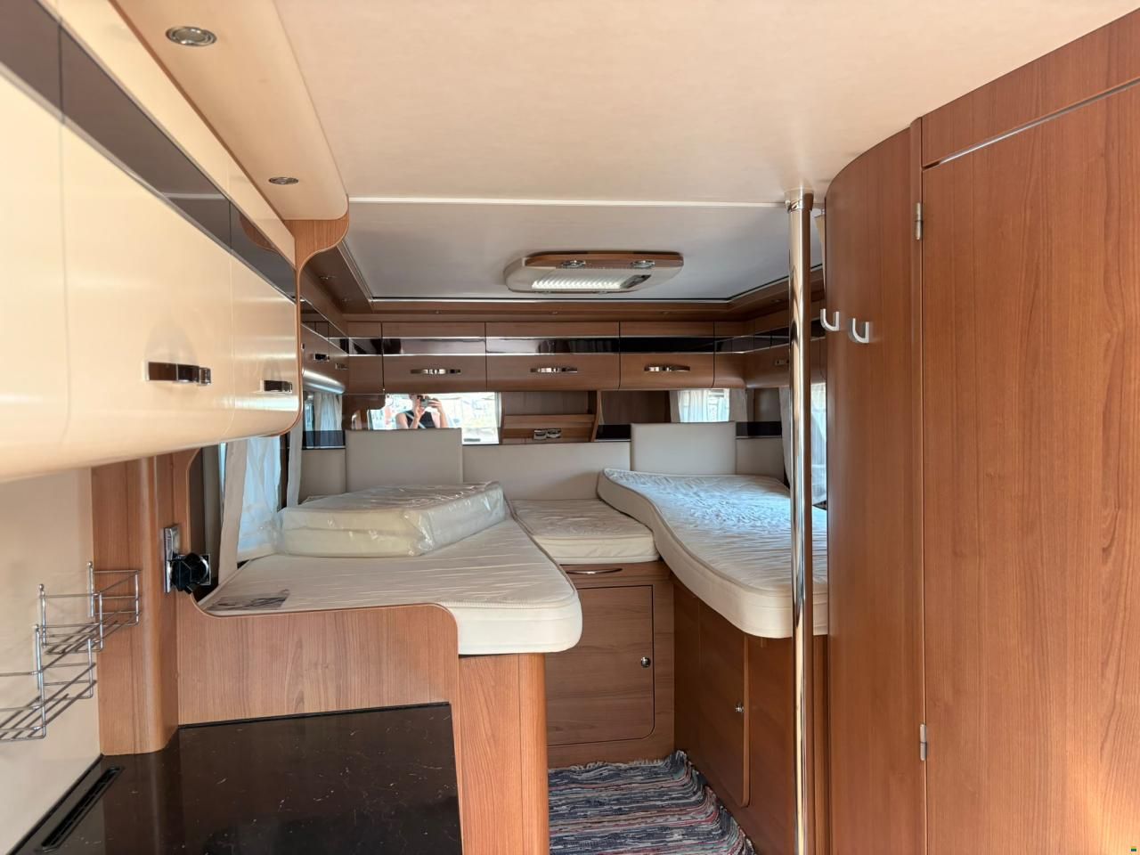LMC Liberty Explorer i675G
