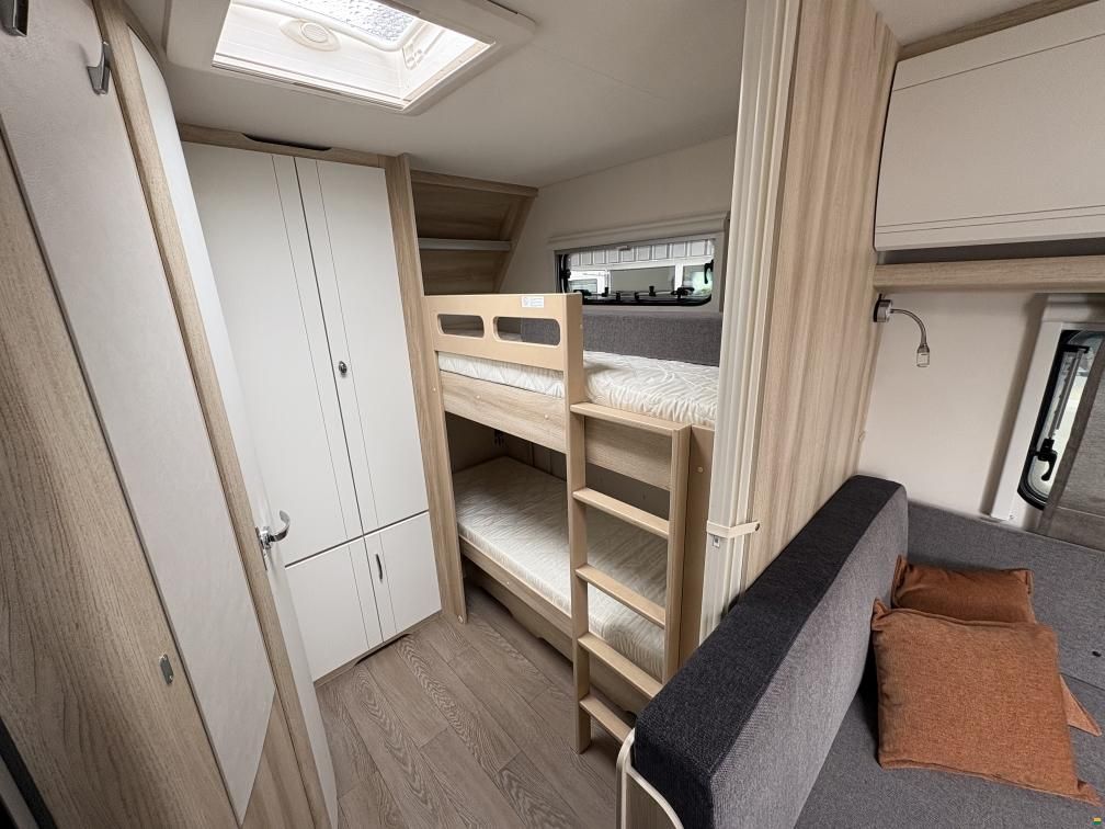 Hobby 545 KMF De Luxe
