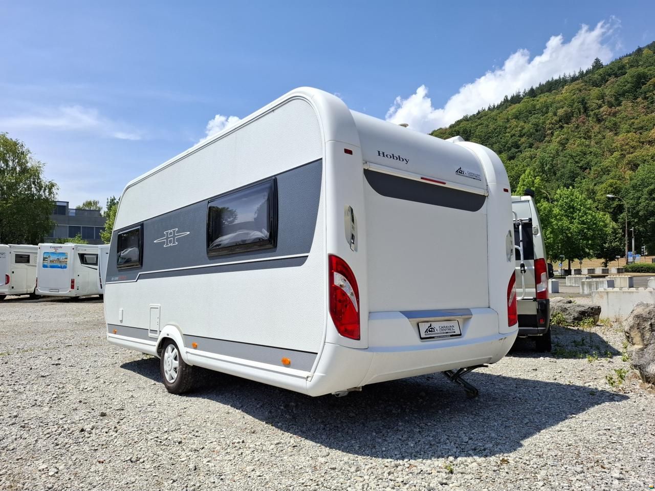 Hobby DeLuxe 460LU