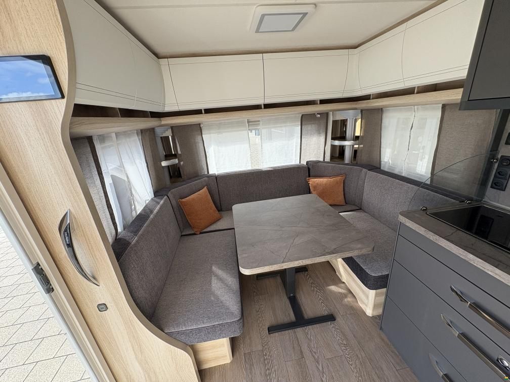 Hobby 540 UL De Luxe