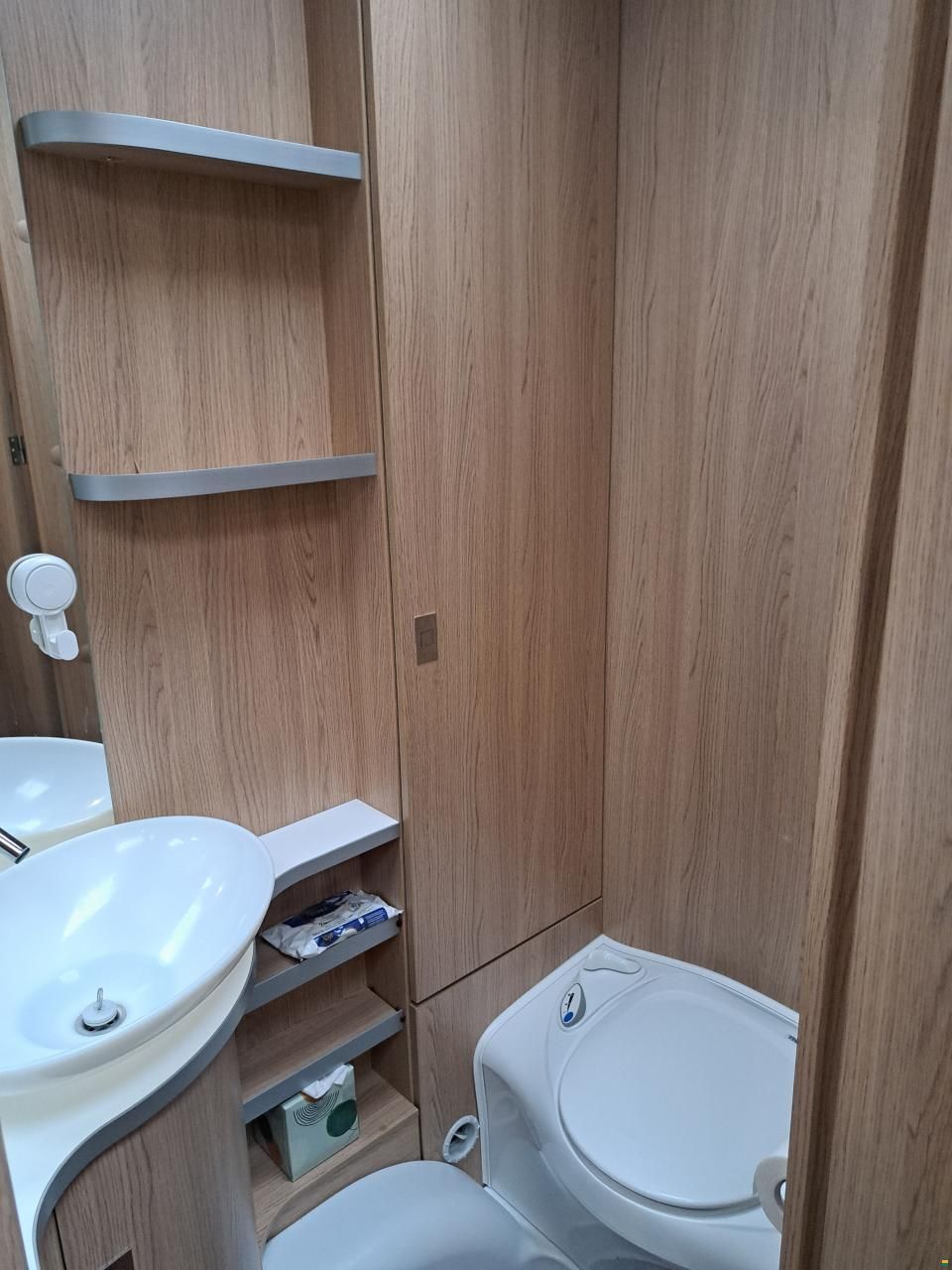 Bürstner Averso Plus 520 TL