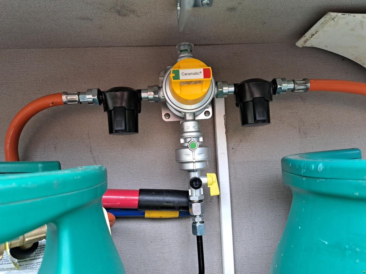 Bürstner Averso Plus 520 TL