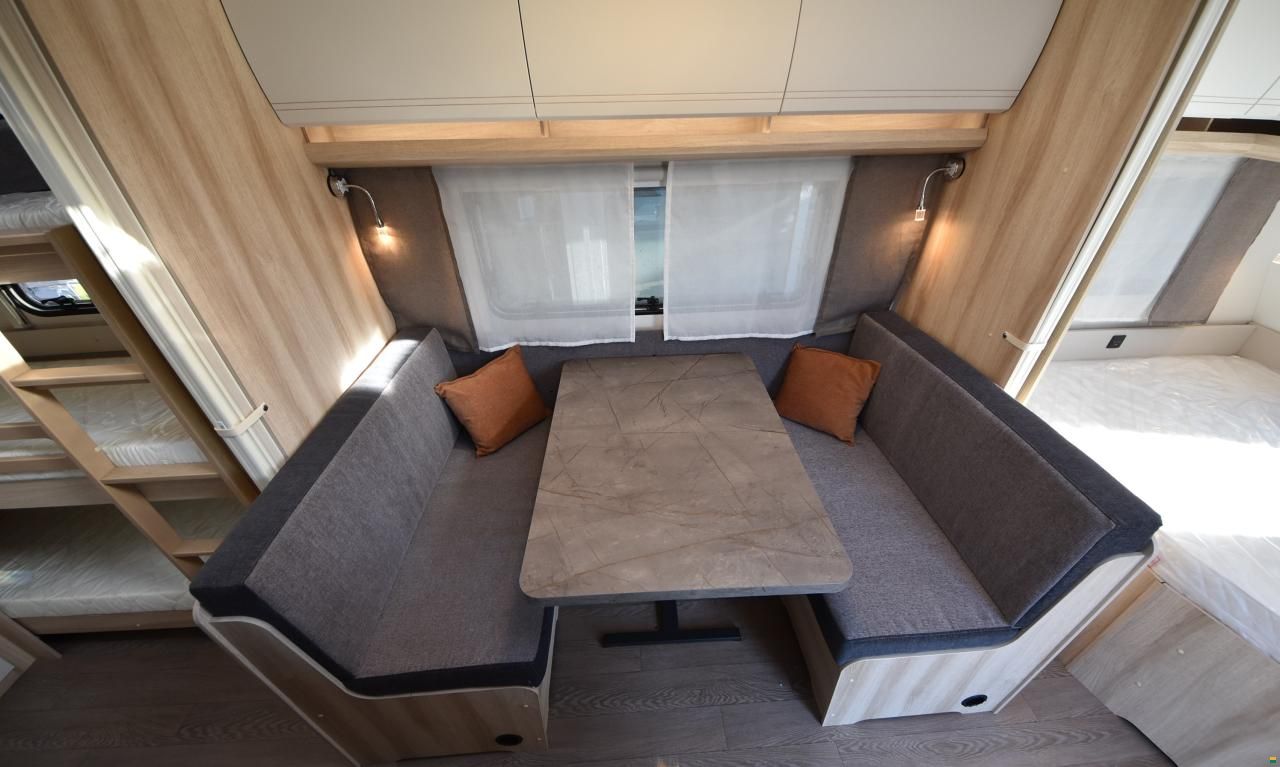 Hobby 545 KMF De Luxe