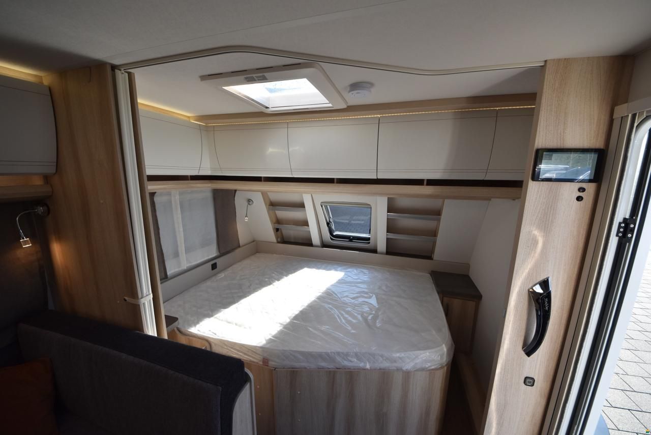 Hobby 545 KMF De Luxe