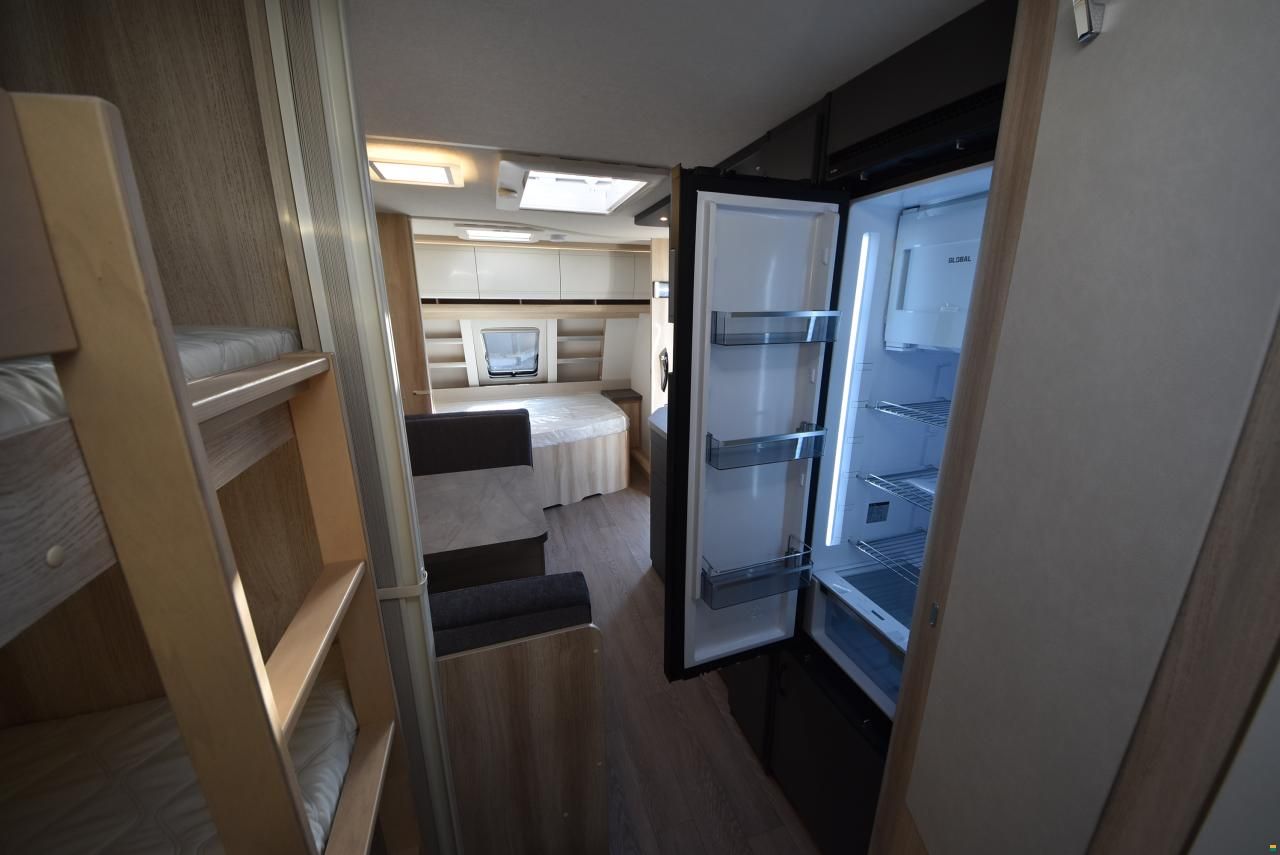 Hobby 545 KMF De Luxe