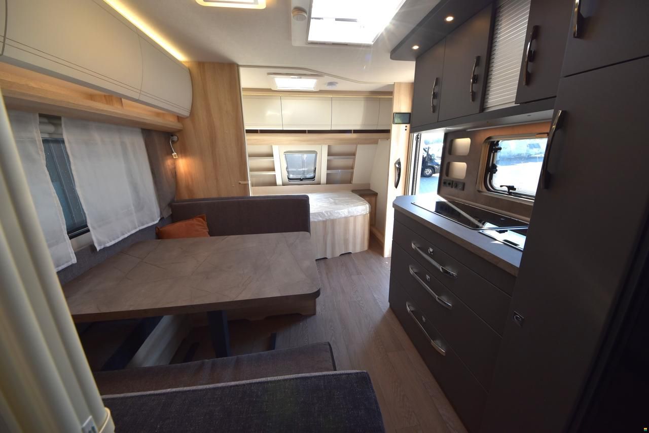 Hobby 545 KMF De Luxe