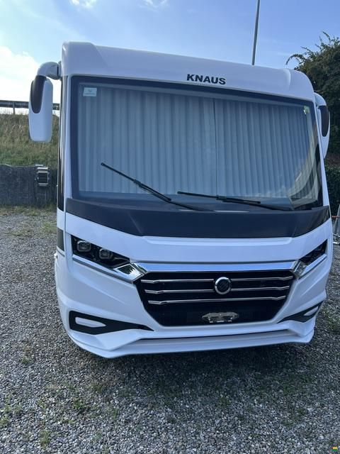 Knaus Live i 650 MEG
