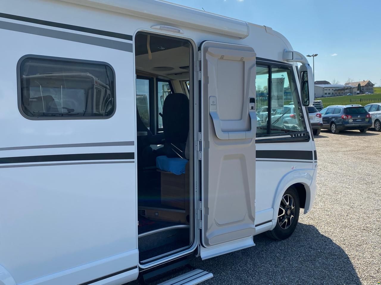 Knaus Live i 650 MEG