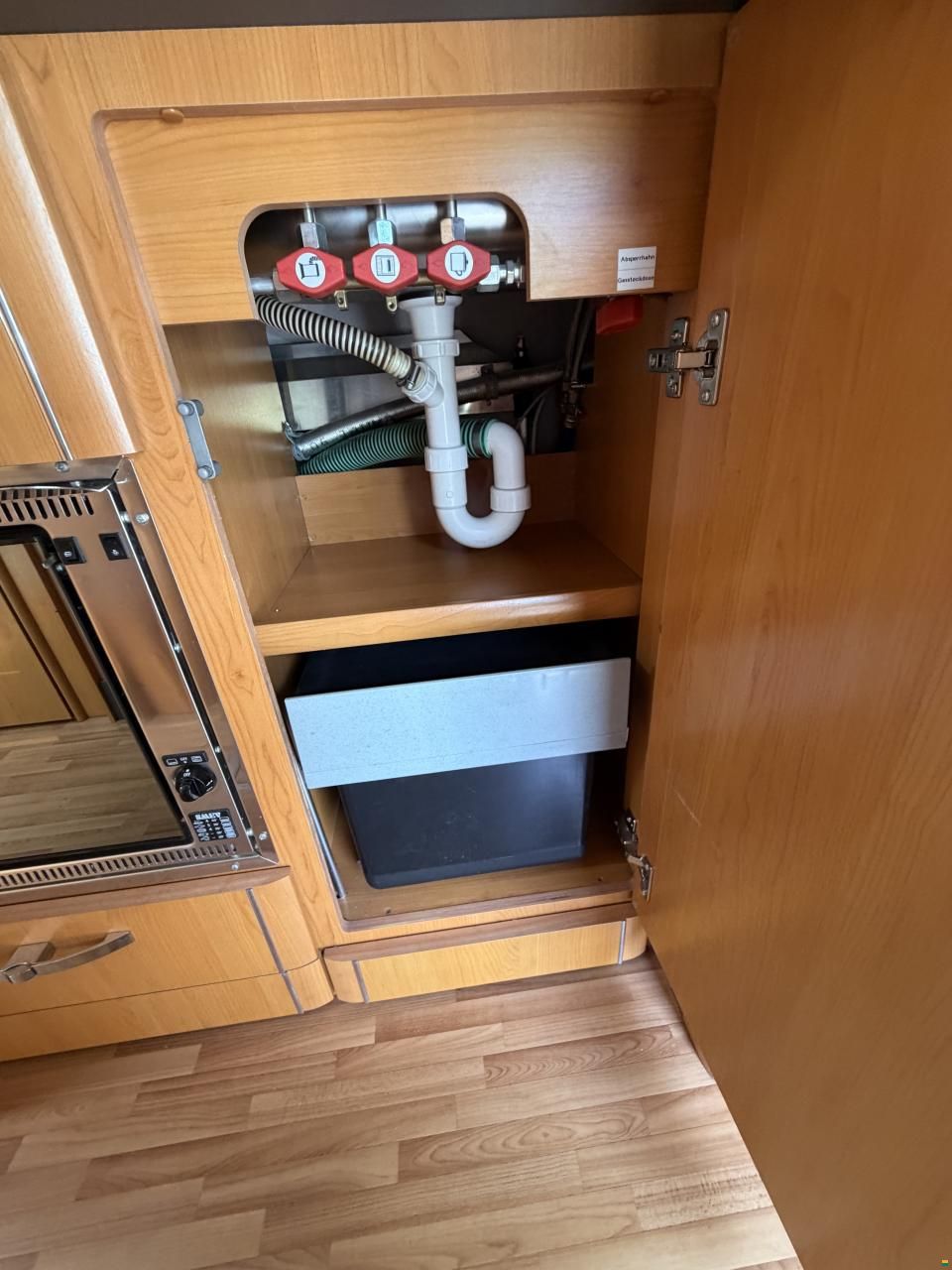 Phoenix Liner 8300 L