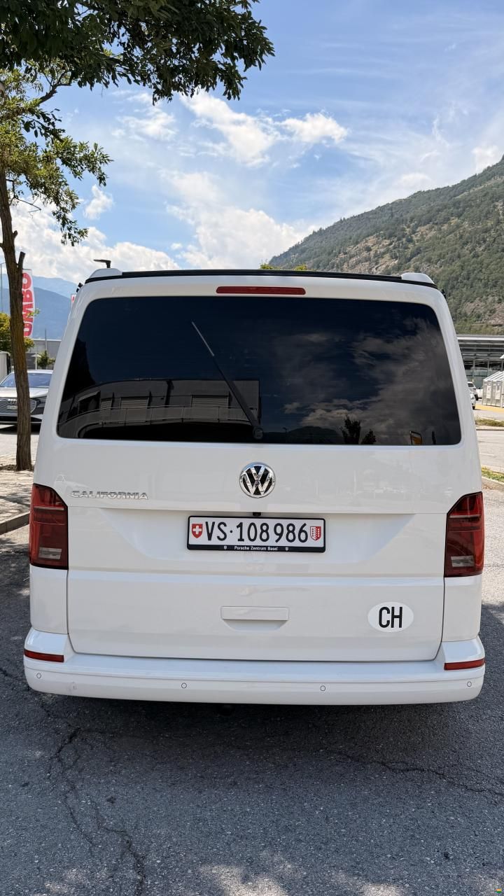 Volkswagen T6.1 California Beach 2.0TDI 4Motion DSG