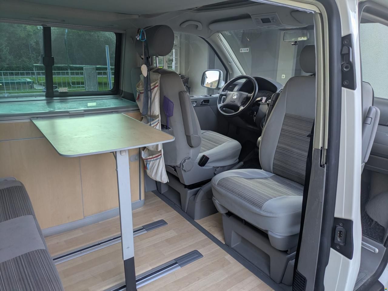 Volkswagen T5 California