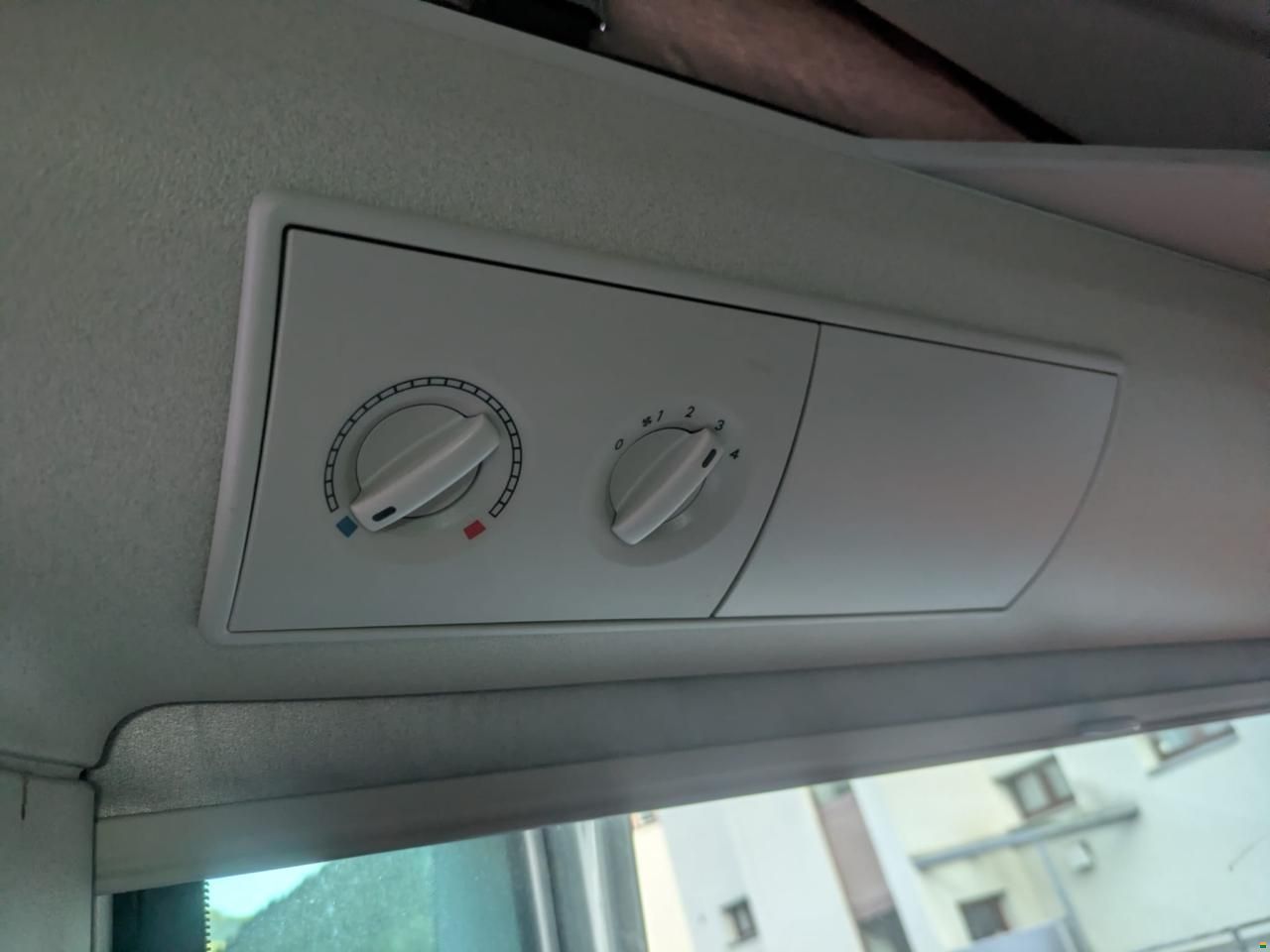 Volkswagen T5 California