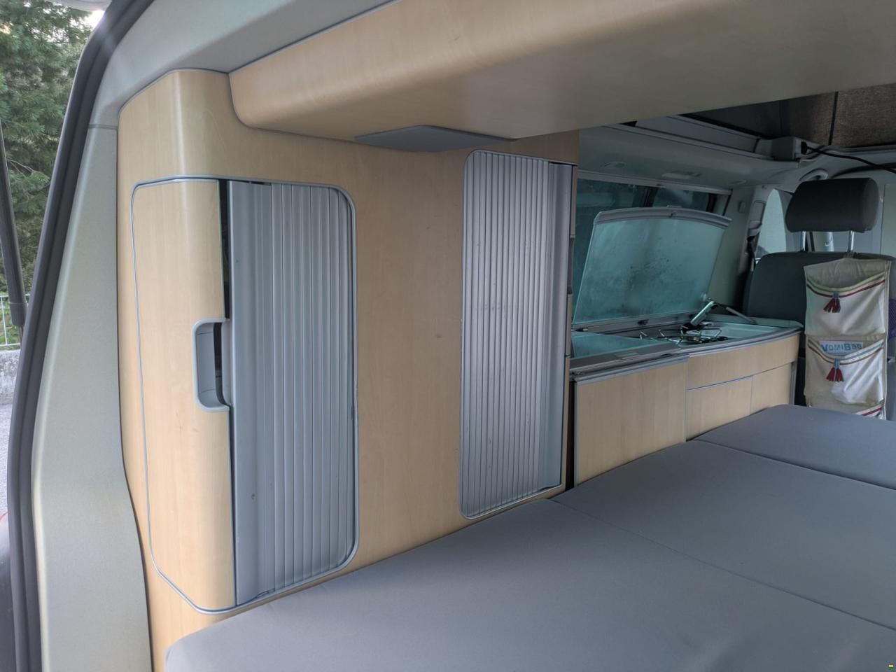 Volkswagen T5 California