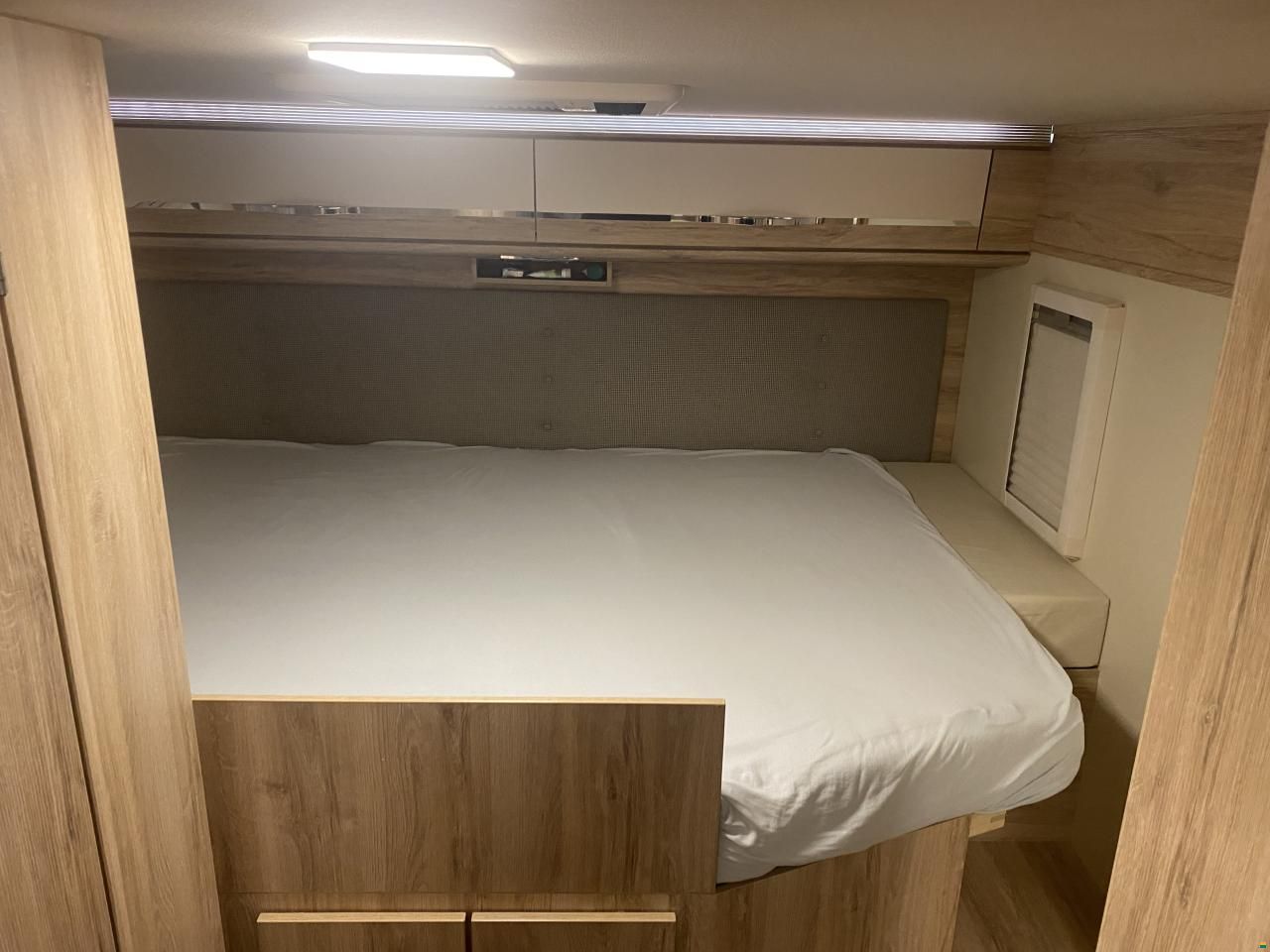 Eura Mobil Profila T 695 HB